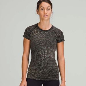 Lululemon Swiftly Tech Short Sleeve Shirt 2.0